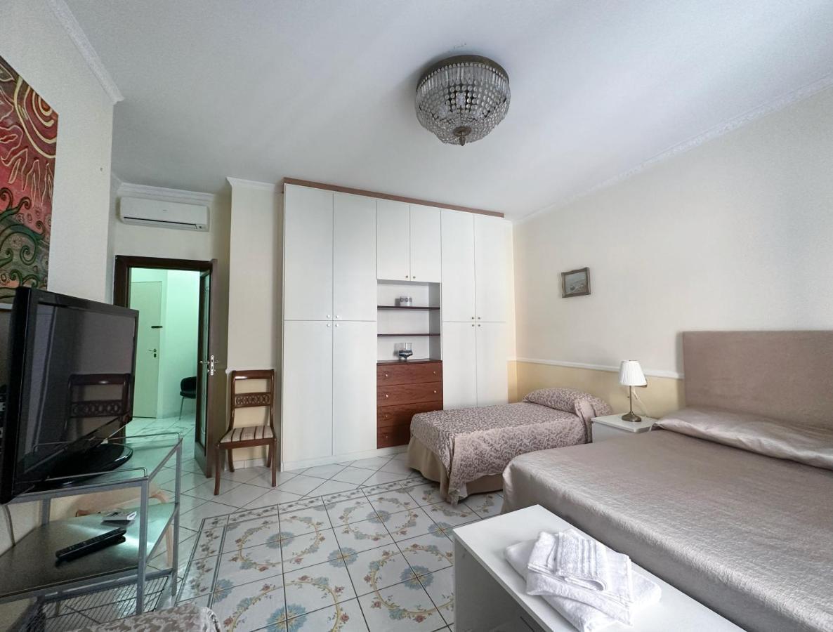 Pagina Storica Di Napoli Apartment ภายนอก รูปภาพ