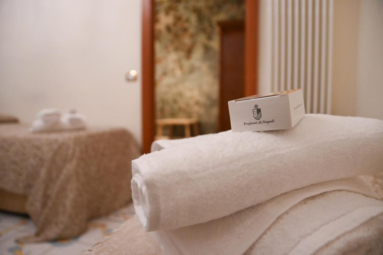 Pagina Storica Di Napoli Apartment ภายนอก รูปภาพ