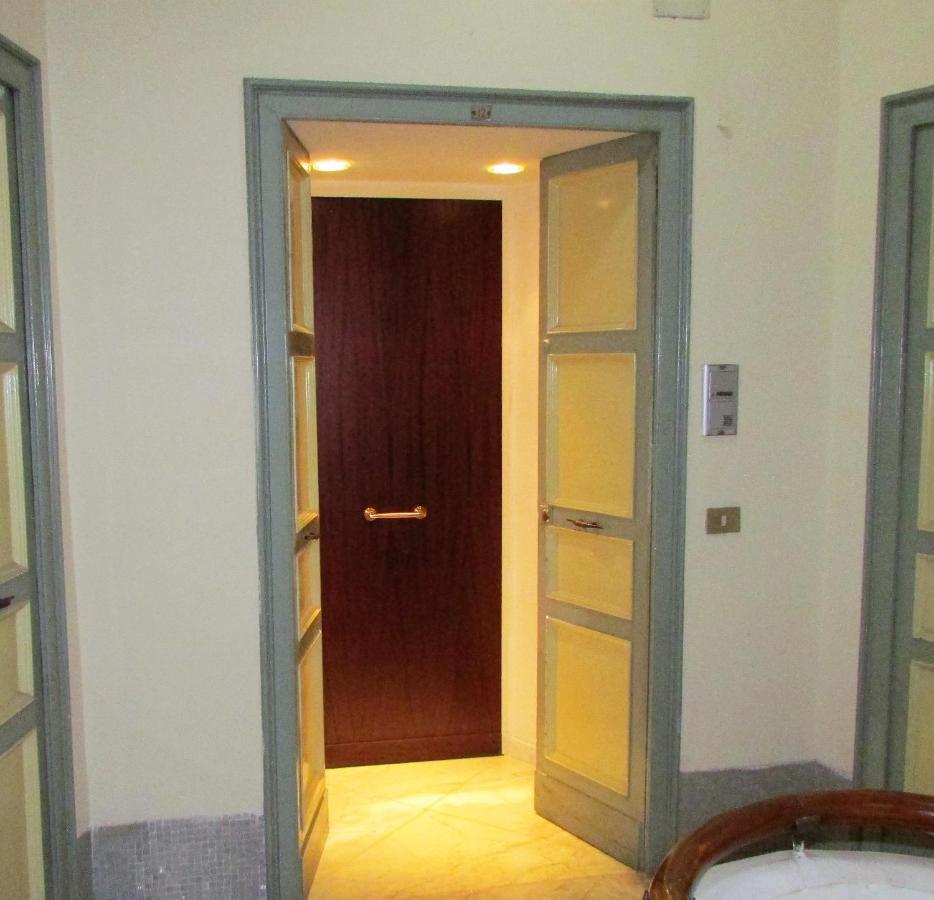 Pagina Storica Di Napoli Apartment ภายนอก รูปภาพ