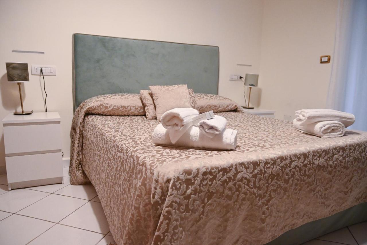 Pagina Storica Di Napoli Apartment ภายนอก รูปภาพ
